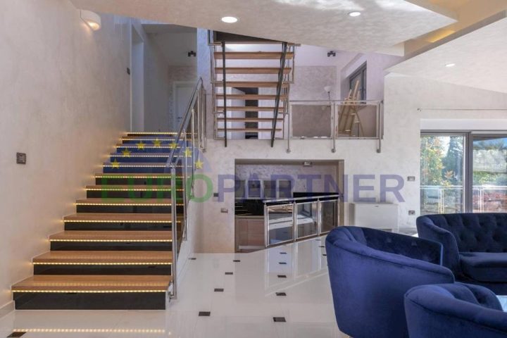 Casa In vendita - Istarska Poreč - foto 5/35