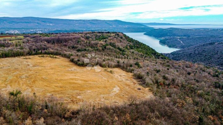 Pozemek na prodej 44991 m² – Barban
