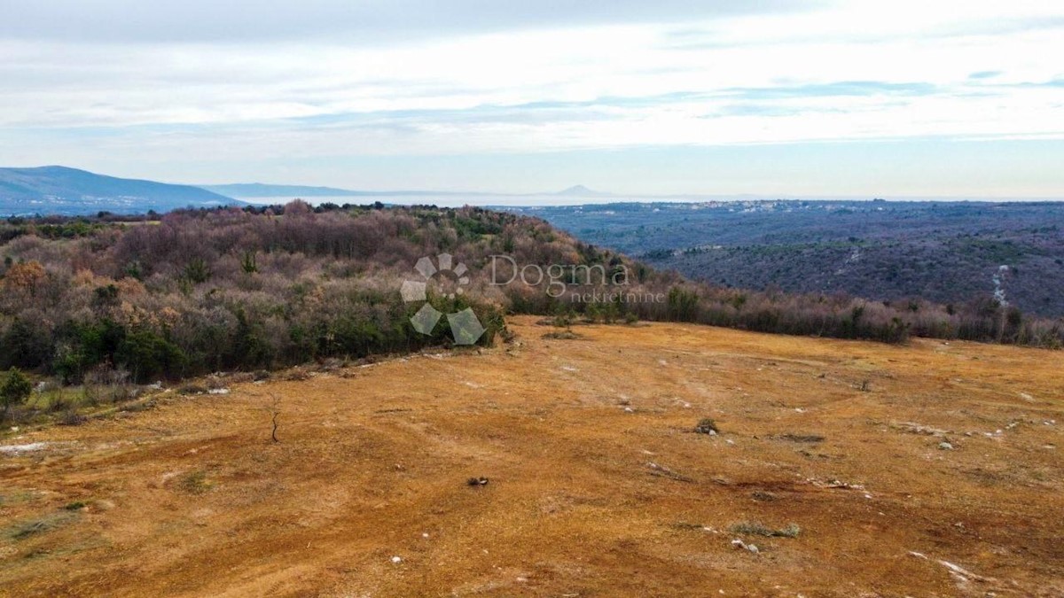 Land For sale - ISTARSKA BARBAN