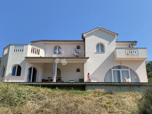 Haus zu verkaufen 400 m² – Baška