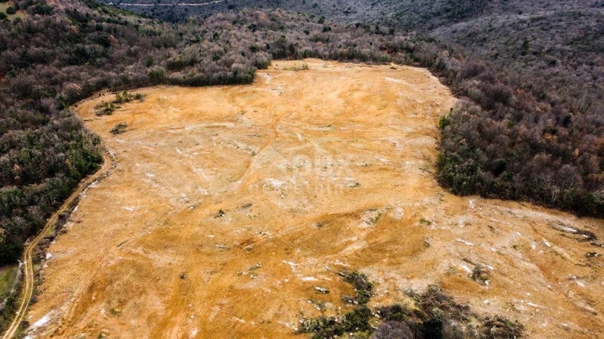 Zemljište Na prodaju - ISTARSKA BARBAN