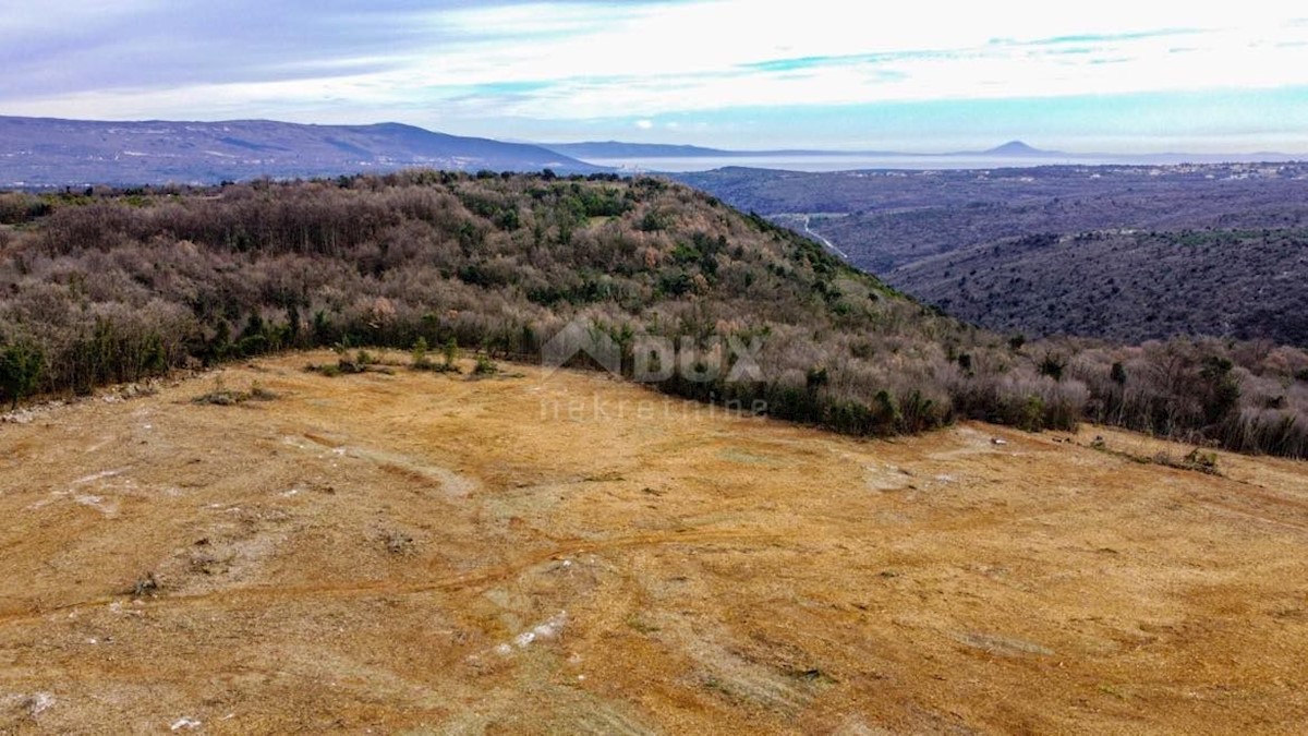 Parcela Naprodaj - ISTARSKA Barban