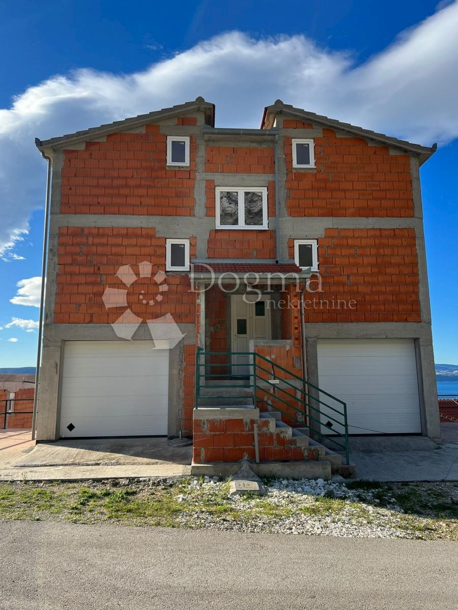 Maison À vendre - SPLITSKO-DALMATINSKA OMIŠ