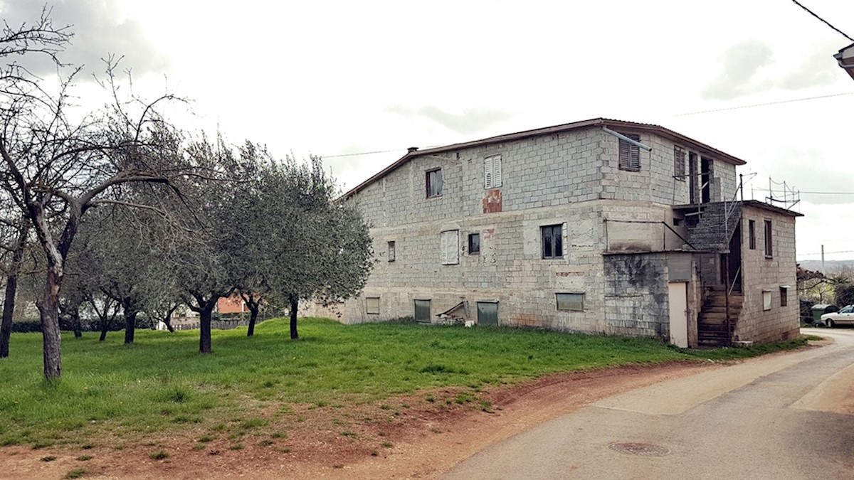 House For sale BABIĆI