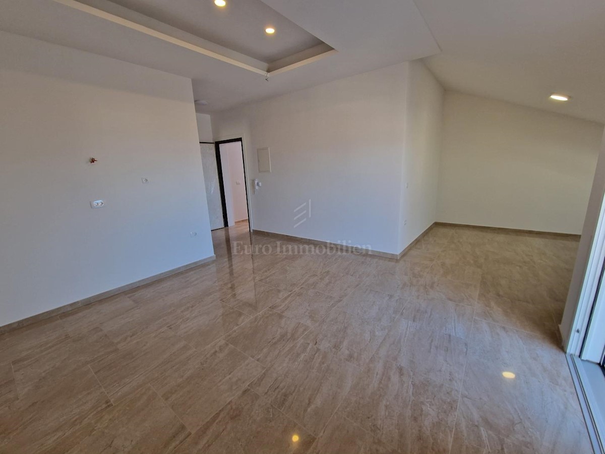 Flat For sale - PRIMORSKO-GORANSKA KRK