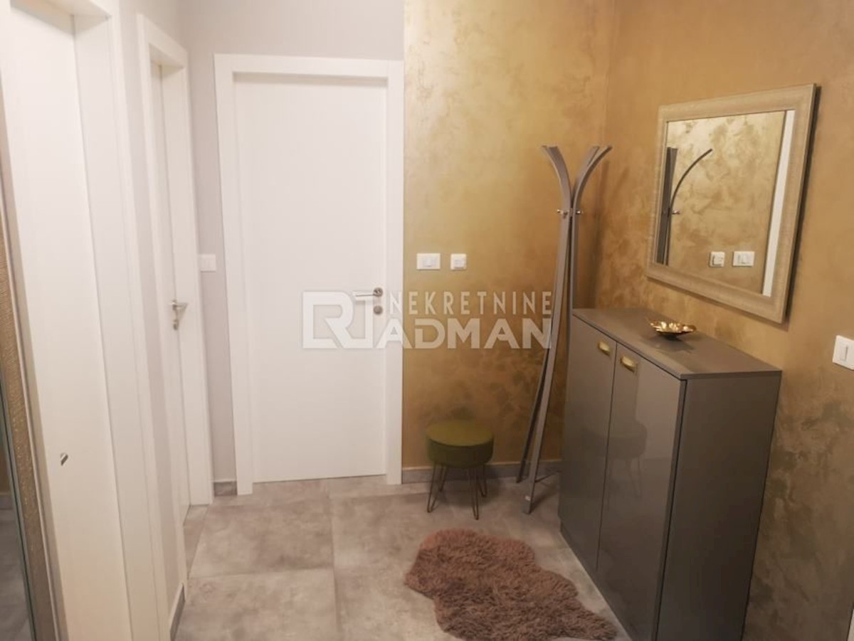 Apartmán K pronájmu - SPLITSKO-DALMATINSKA SPLIT