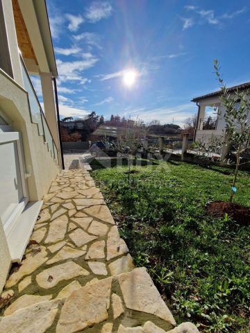 Kuća Na prodaju - Istarska Svetvinčenat - foto 4/46