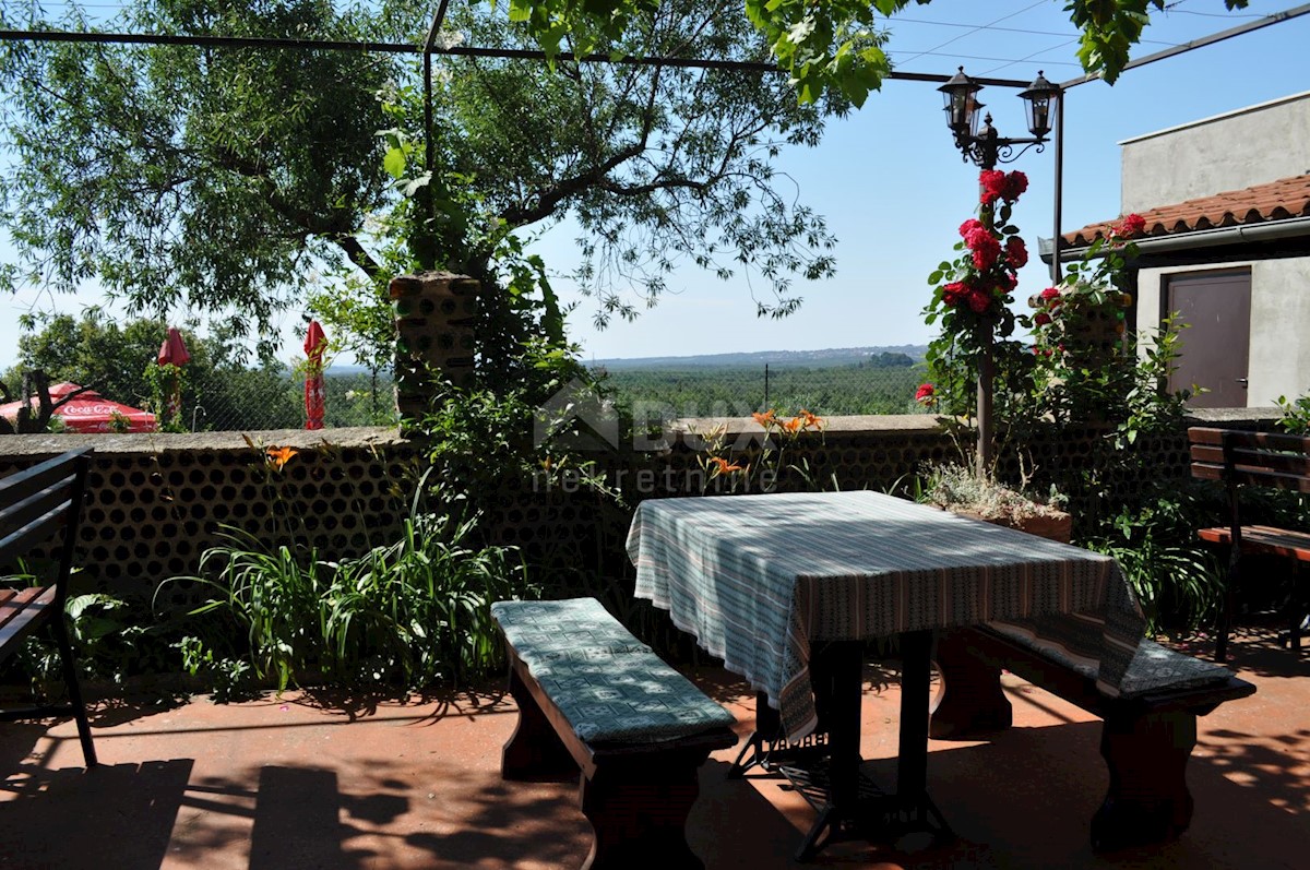 Casa In vendita - Istarska Poreč - foto 2/15