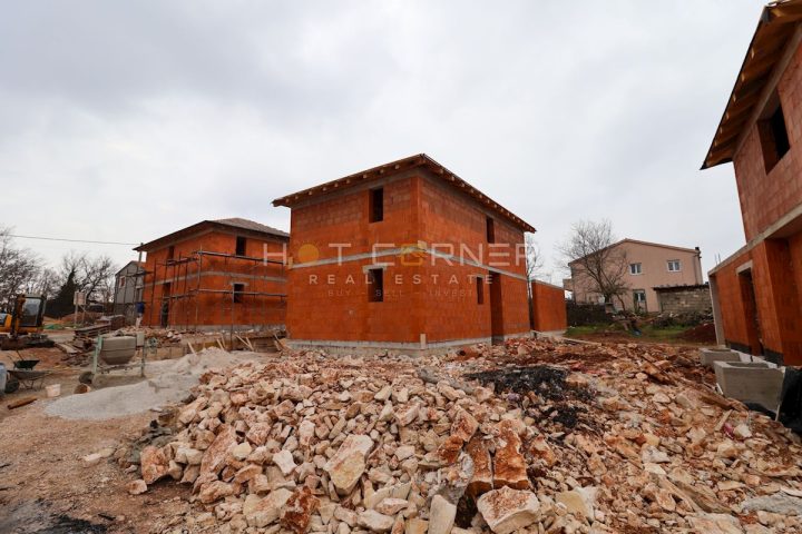 Maison À vendre - Istarska Svetvinčenat - foto 5/6