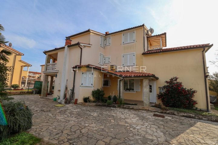 Kuća na prodaju 300 m² – Pula