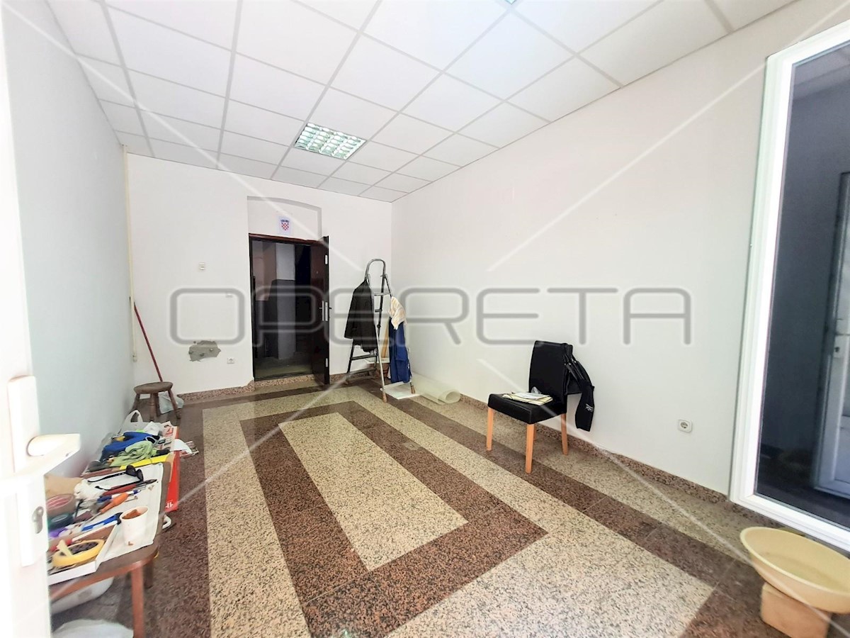 Business premises For rent KVATERNIKOV TRG