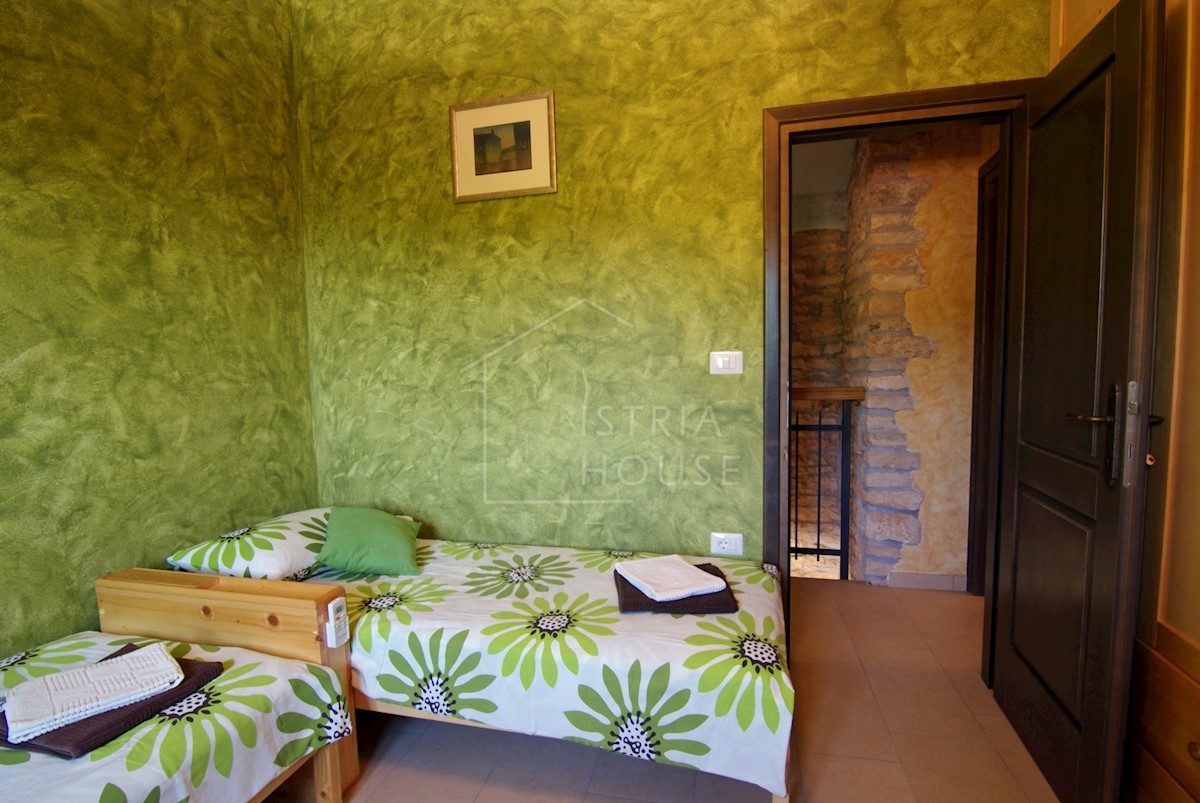 House For sale - ISTARSKA BARBAN