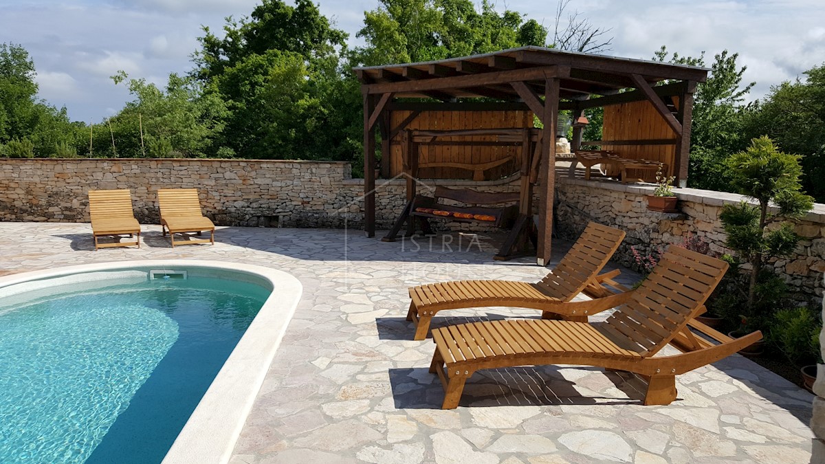 House For sale - ISTARSKA BARBAN