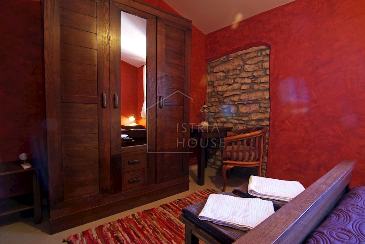House For sale - ISTARSKA BARBAN