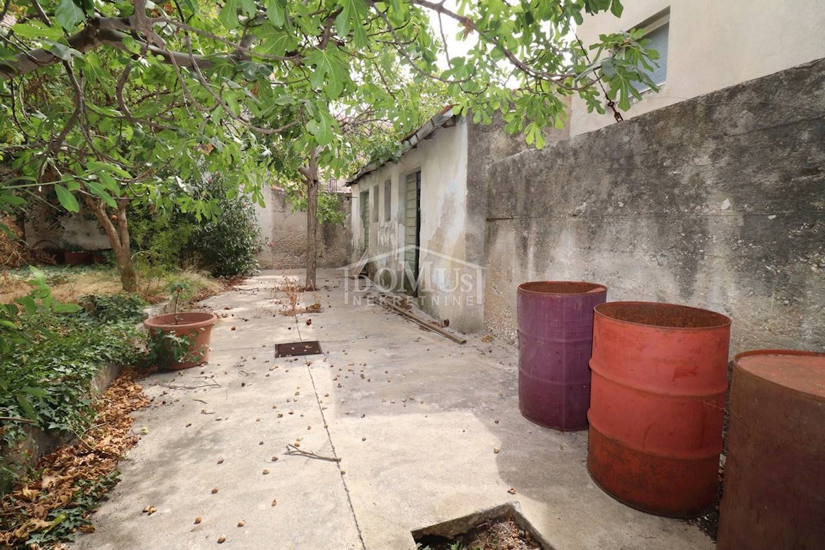 Maison À vendre - ŠIBENSKO-KNINSKA ŠIBENIK