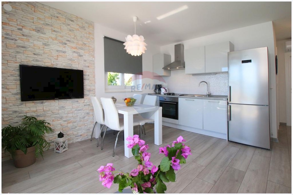 House For sale - ŠIBENSKO-KNINSKA ROGOZNICA