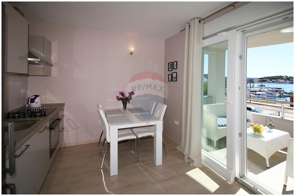 House For sale - ŠIBENSKO-KNINSKA ROGOZNICA