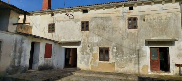 Hiša na predaj 374 m² – Marčana