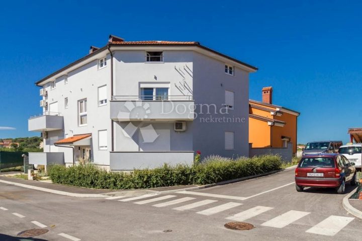 Kuća na prodaju 386 m² – Pula
