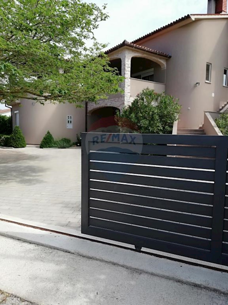 Haus Zu verkaufen - ISTARSKA FAŽANA