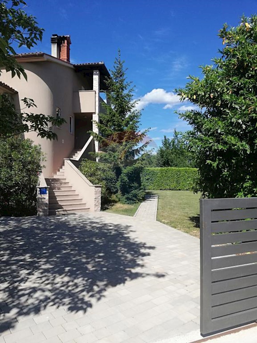 Haus Zu verkaufen - ISTARSKA FAŽANA