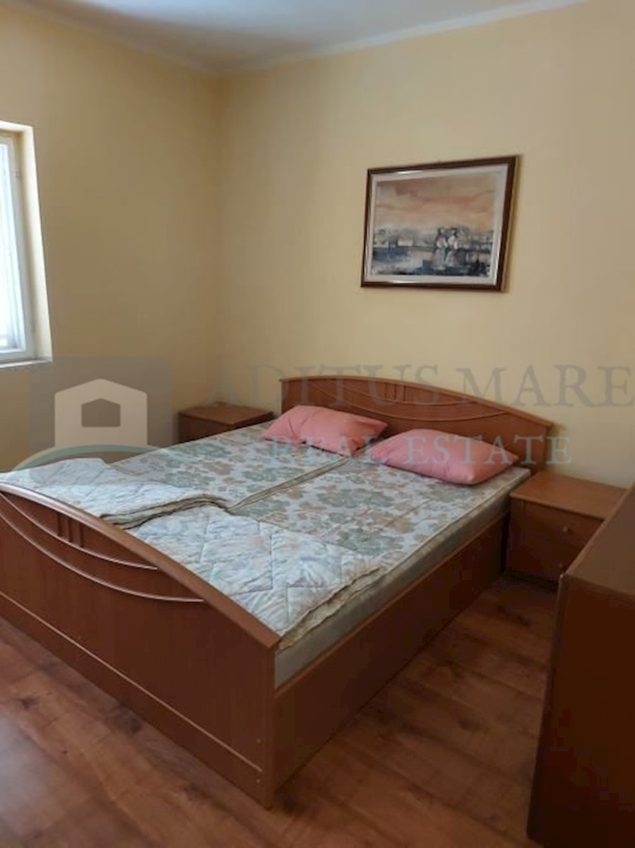 Mieszkanie Na sprzedaż - ŠIBENSKO-KNINSKA VODICE