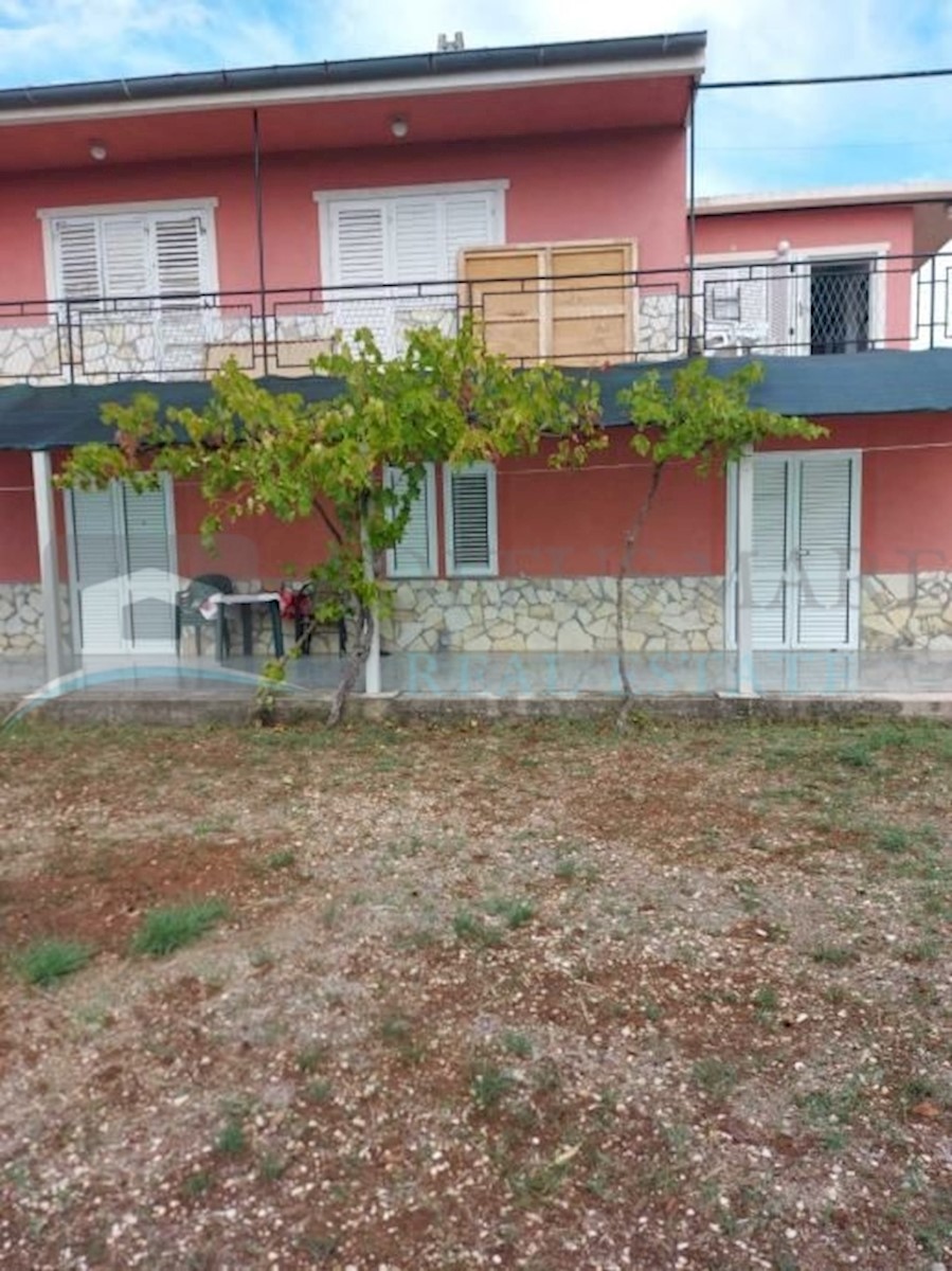 Mieszkanie Na sprzedaż - ŠIBENSKO-KNINSKA VODICE