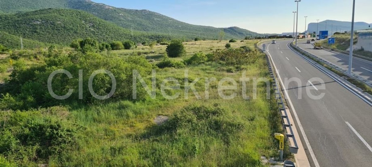 Terreno In vendita - SPLITSKO-DALMATINSKA DUGOPOLJE