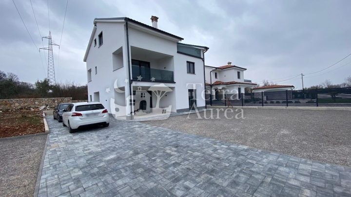 Casa in vendita 193 m² – Dobrinj