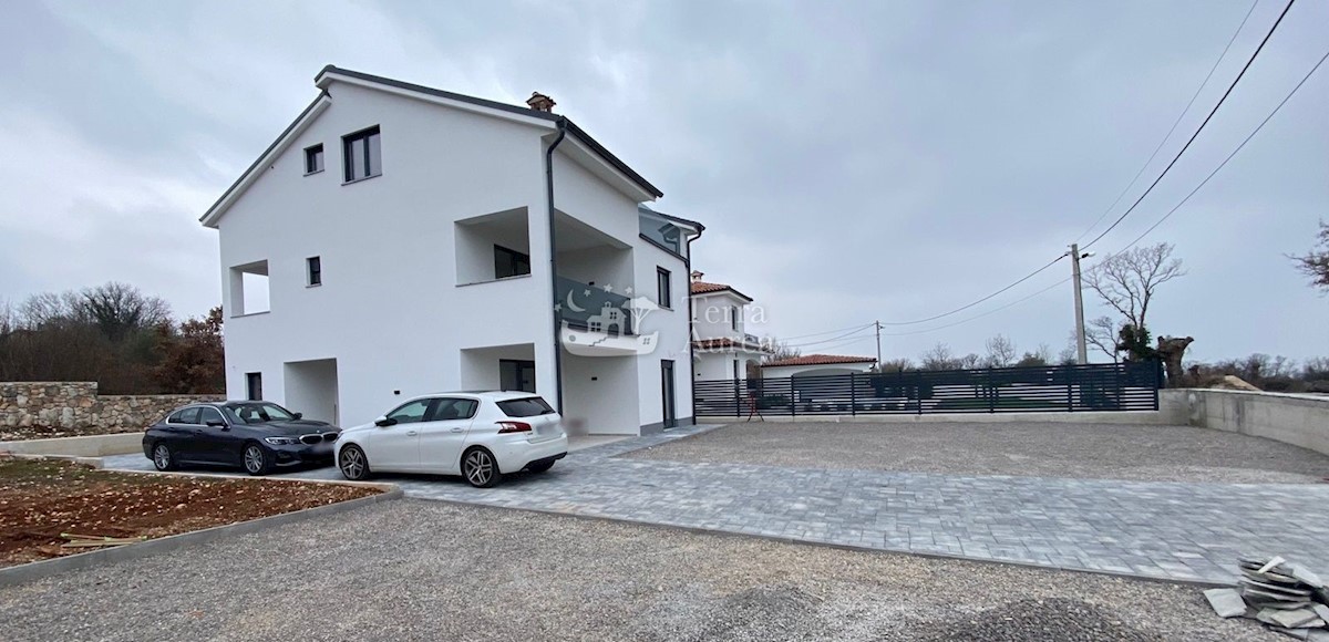 Hiša Na predaj - PRIMORSKO-GORANSKA KRK