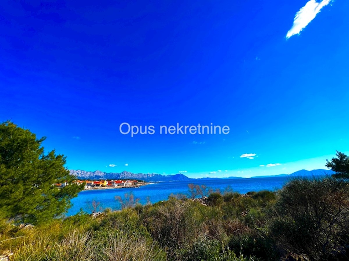 Land For sale - SPLITSKO-DALMATINSKA HVAR