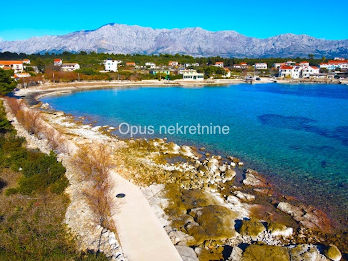 Land For sale - SPLITSKO-DALMATINSKA HVAR