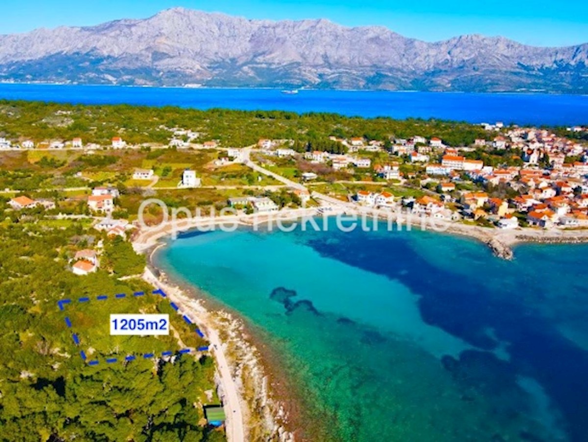 Land For sale - SPLITSKO-DALMATINSKA HVAR