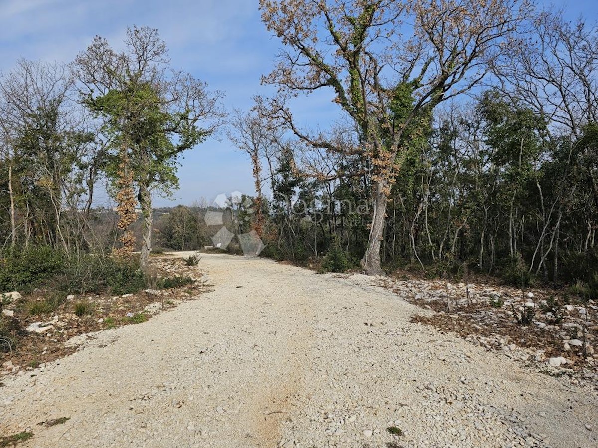 Parcela Na predaj - ISTARSKA MARČANA