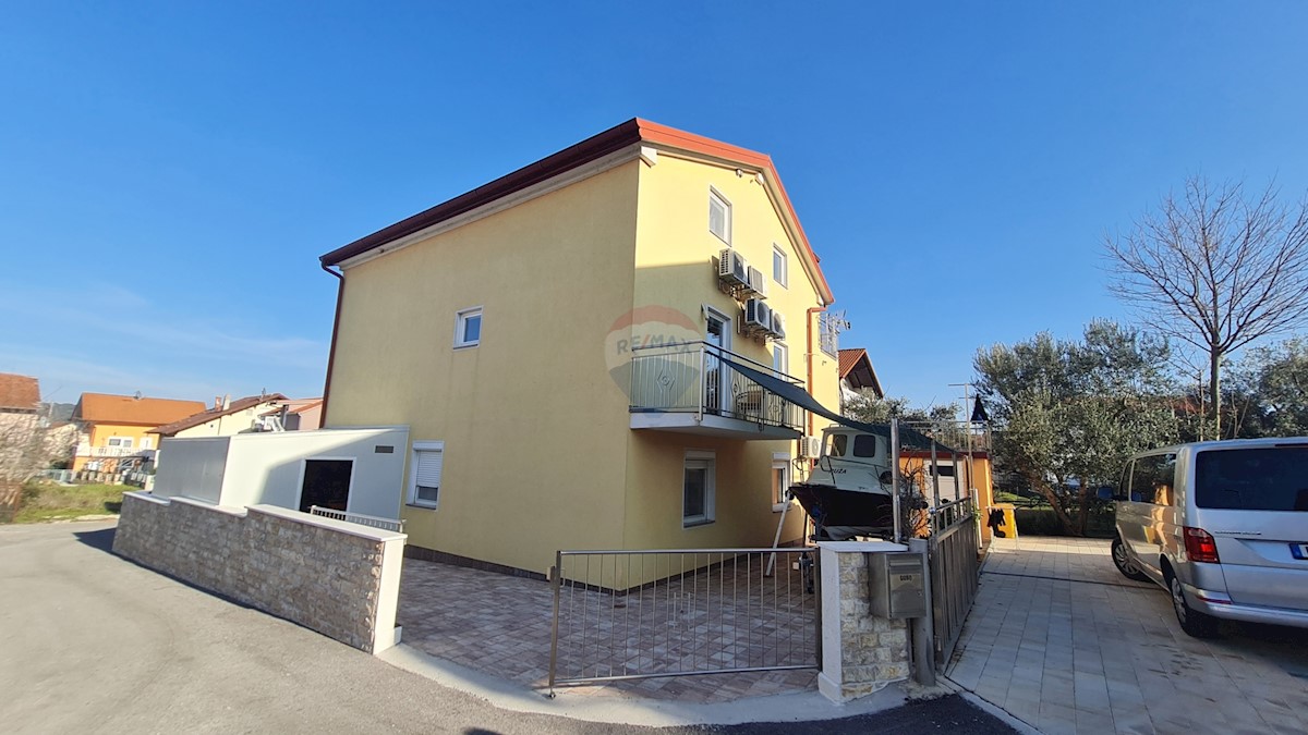House For sale - ŠIBENSKO-KNINSKA ŠIBENIK