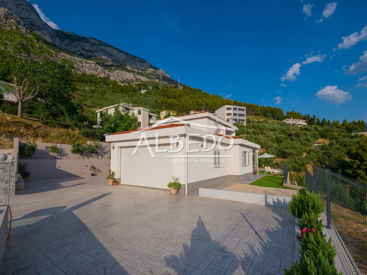 House For sale - SPLITSKO-DALMATINSKA MAKARSKA