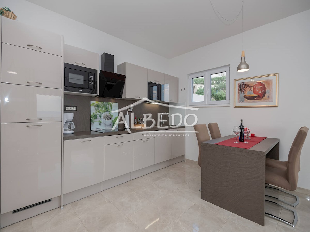 House For sale - SPLITSKO-DALMATINSKA MAKARSKA