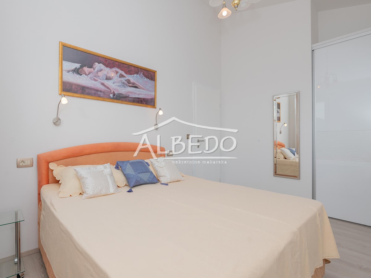House For sale - SPLITSKO-DALMATINSKA MAKARSKA