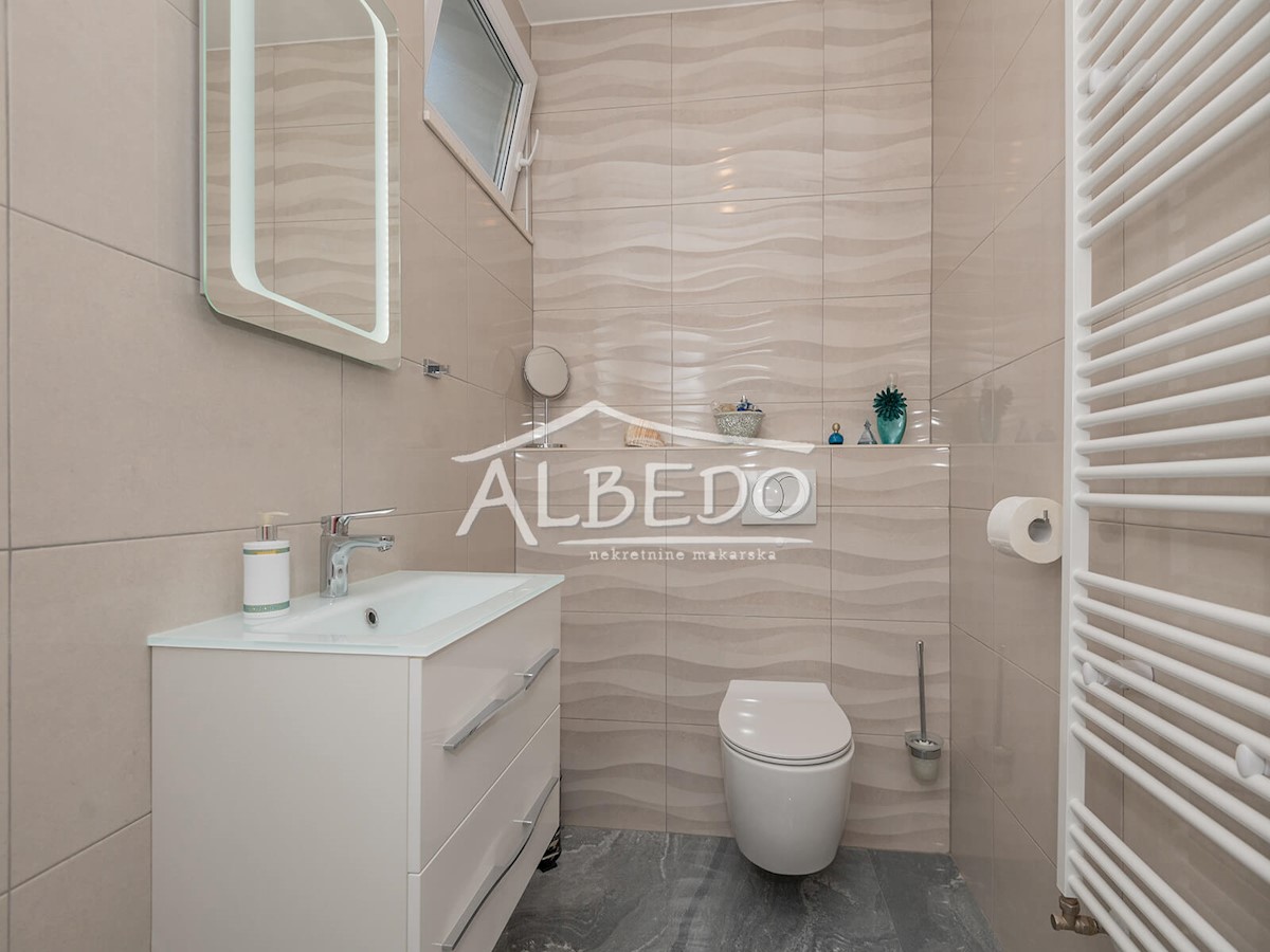 House For sale - SPLITSKO-DALMATINSKA MAKARSKA