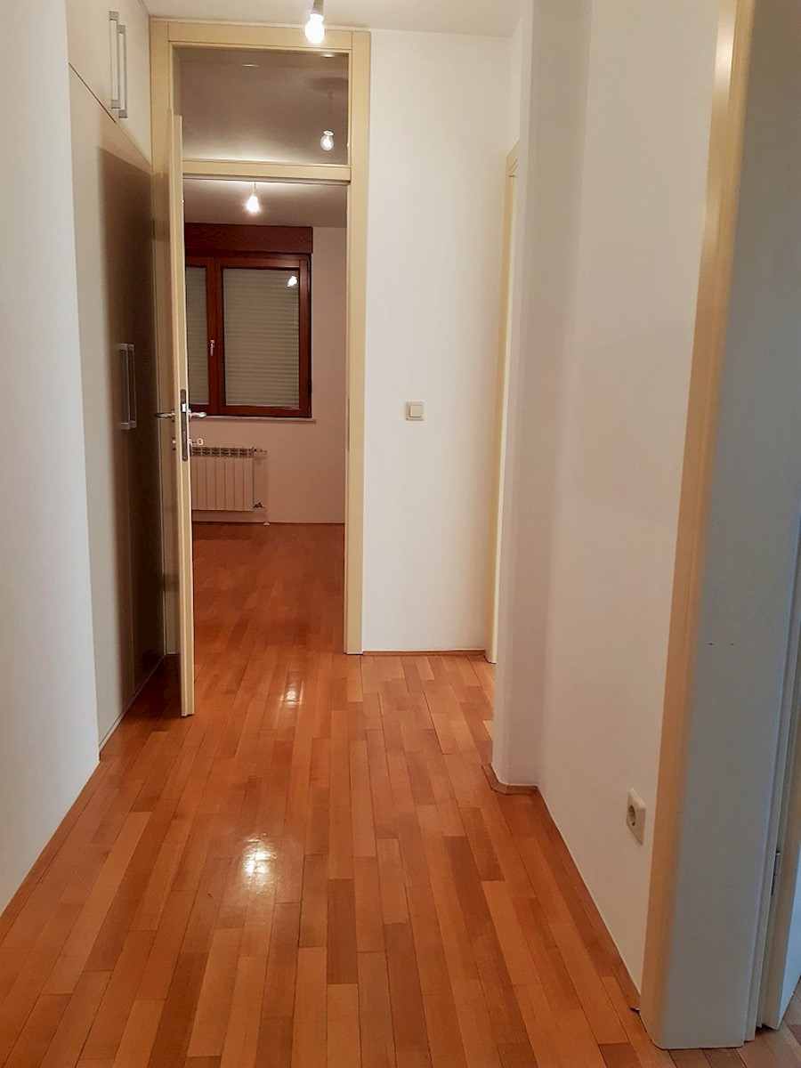 Appartamento In vendita - GRAD ZAGREB ZAGREB