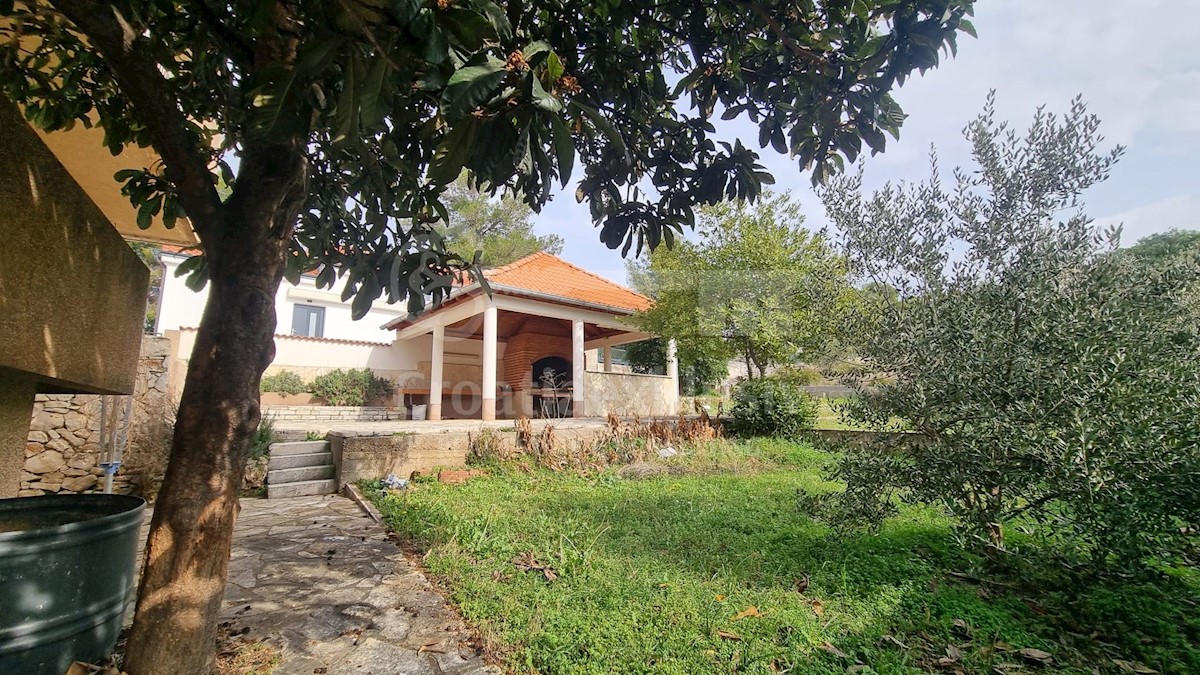 Maison À vendre - ŠIBENSKO-KNINSKA ŠIBENIK