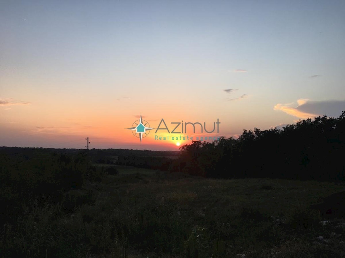 Land For sale - ISTARSKA UMAG