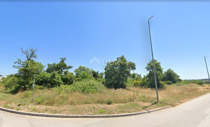 Zemljište na prodaju 3158 m² – Galižana