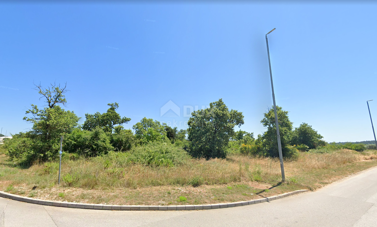 Land For sale - ISTARSKA VODNJAN