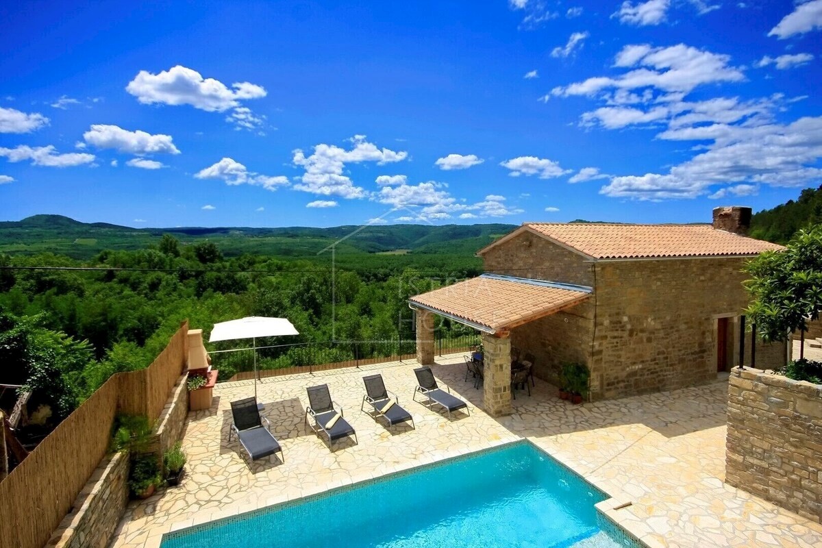 House For sale MOTOVUN