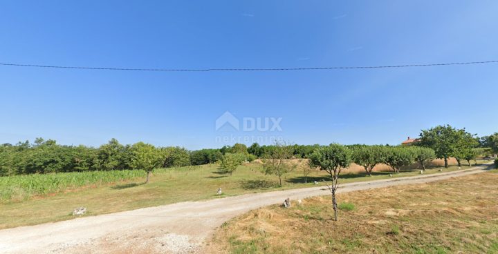 Land for sale 3300 m² – Višnjan