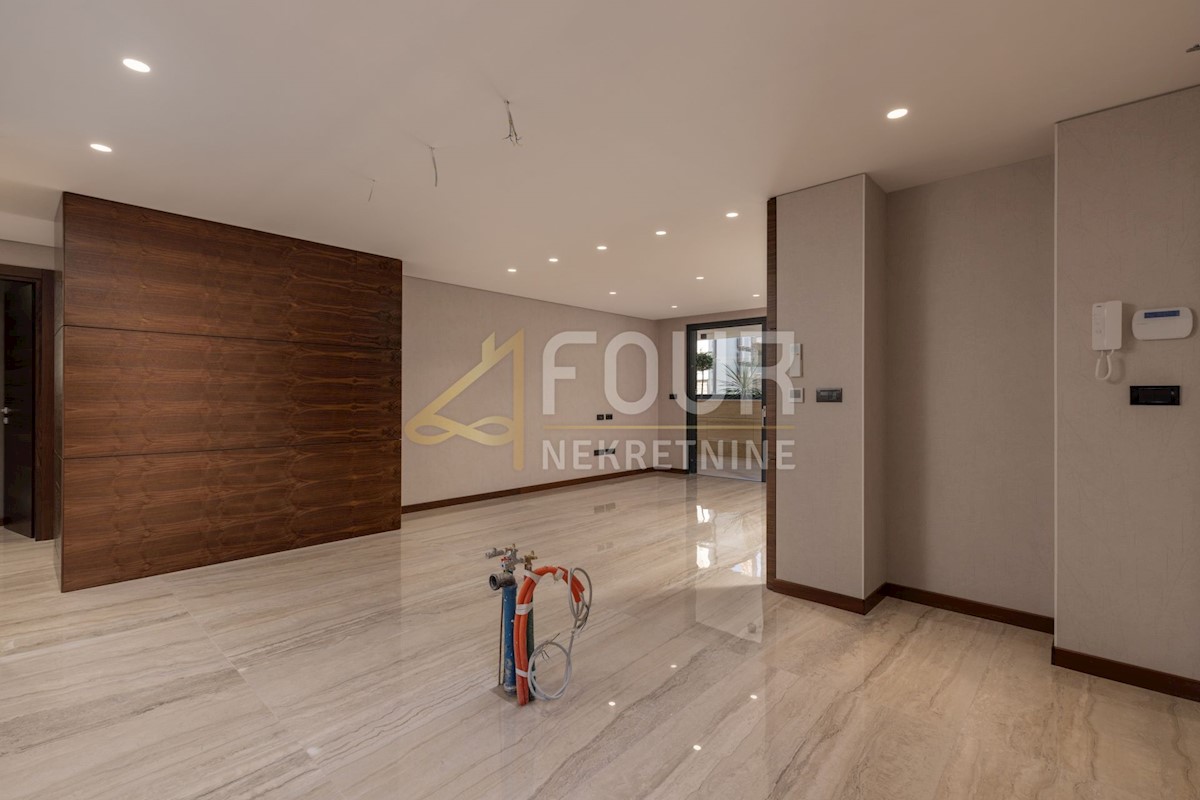 Appartement À vendre - PRIMORSKO-GORANSKA KRK