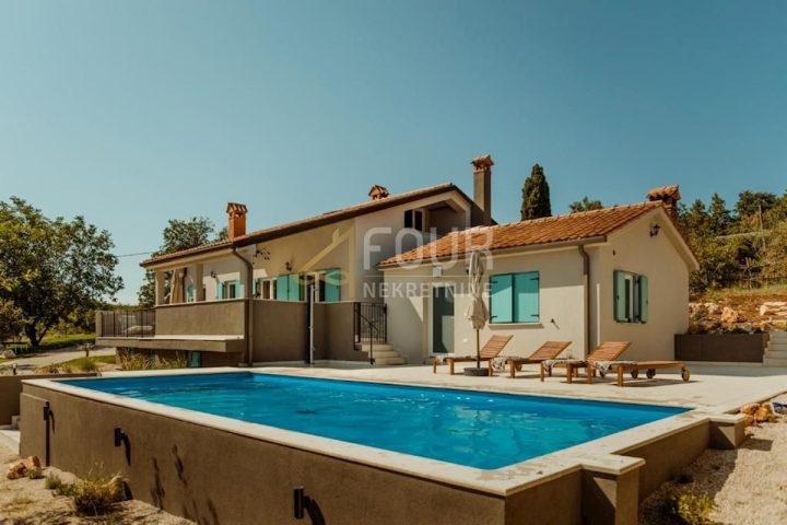 Dům na prodej 235 m² – Buje
