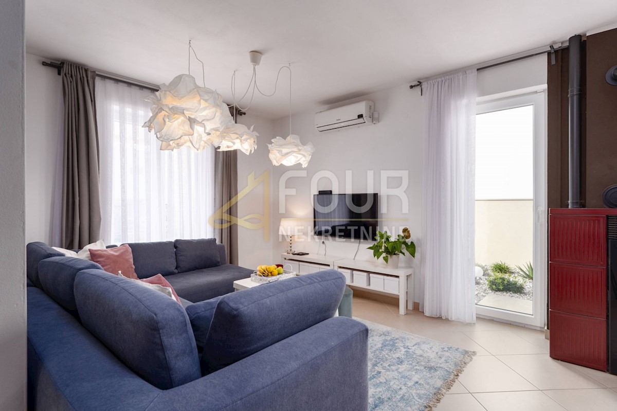 Flat For sale - ISTARSKA NOVIGRAD