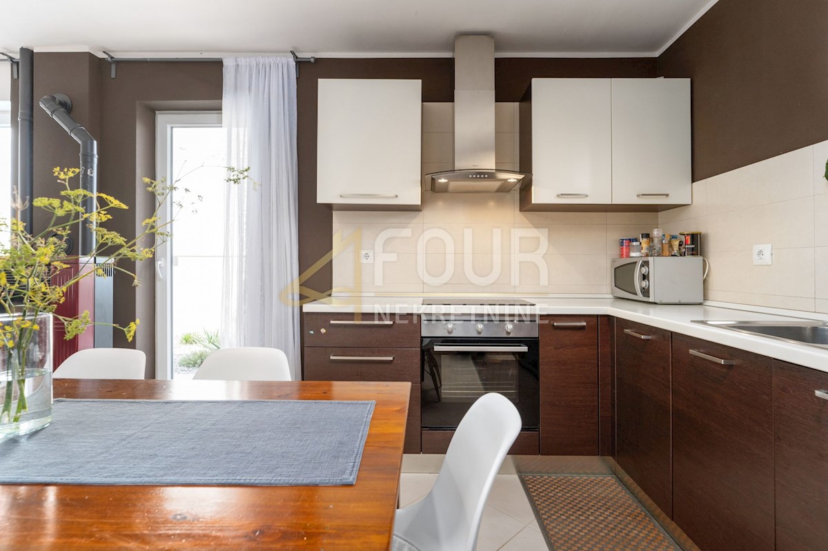 Flat For sale - ISTARSKA NOVIGRAD